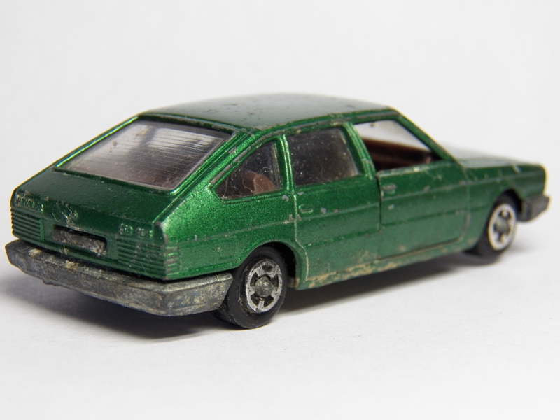 Illustration for article titled Mira 1:66 Chrysler 150GLS
